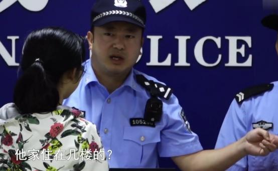 17岁女孩被男生骗钱,16岁少女遭骗子连环骗