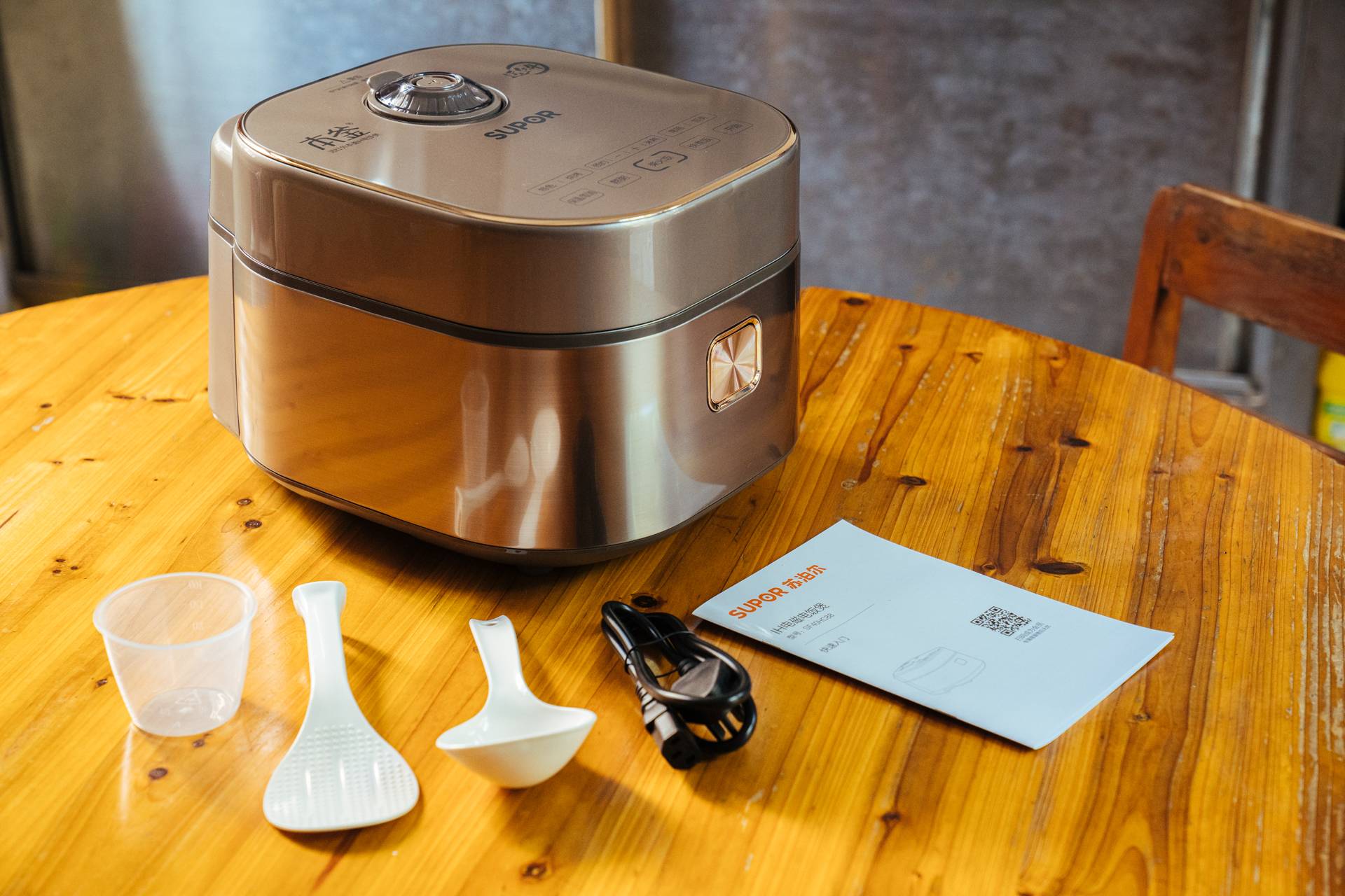 买什么样的电饭煲做出的米饭香,什么牌子的电饭煲焖饭好