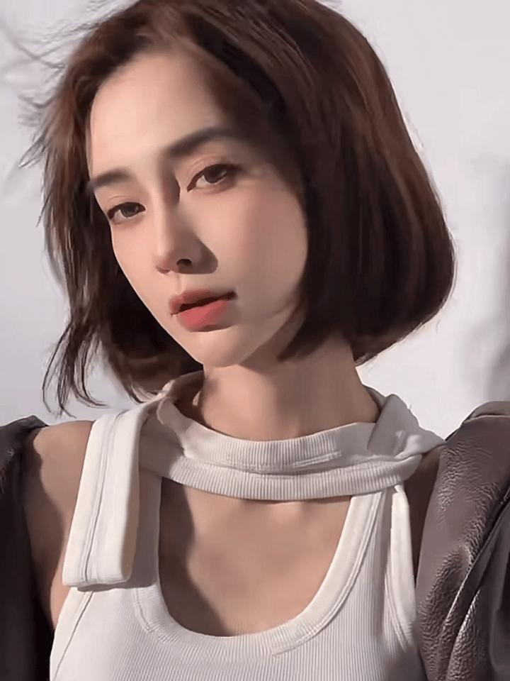 完美女神根本不存在！死皮、黑头、痘痘、毛孔…怼脸暴露真实颜值