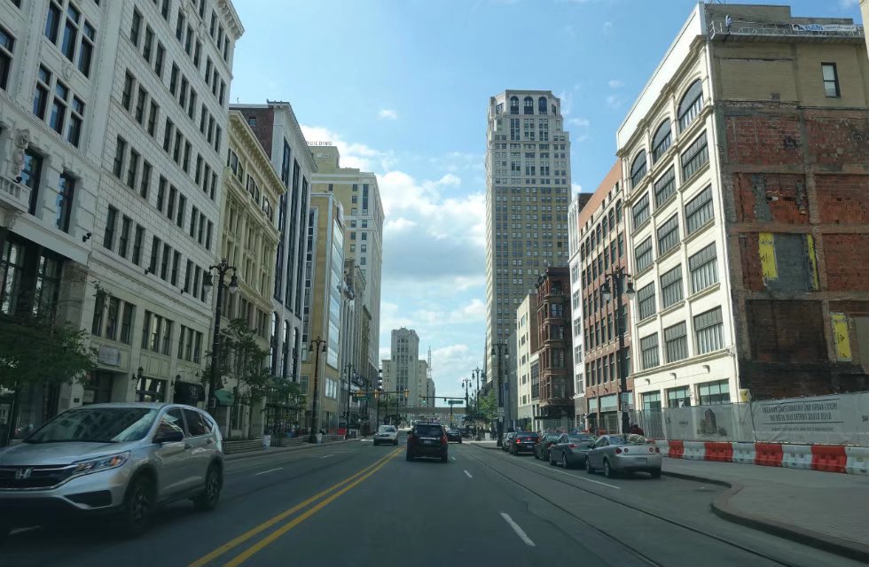 底特律是真实存在的城市吗,底特律以前有多繁华