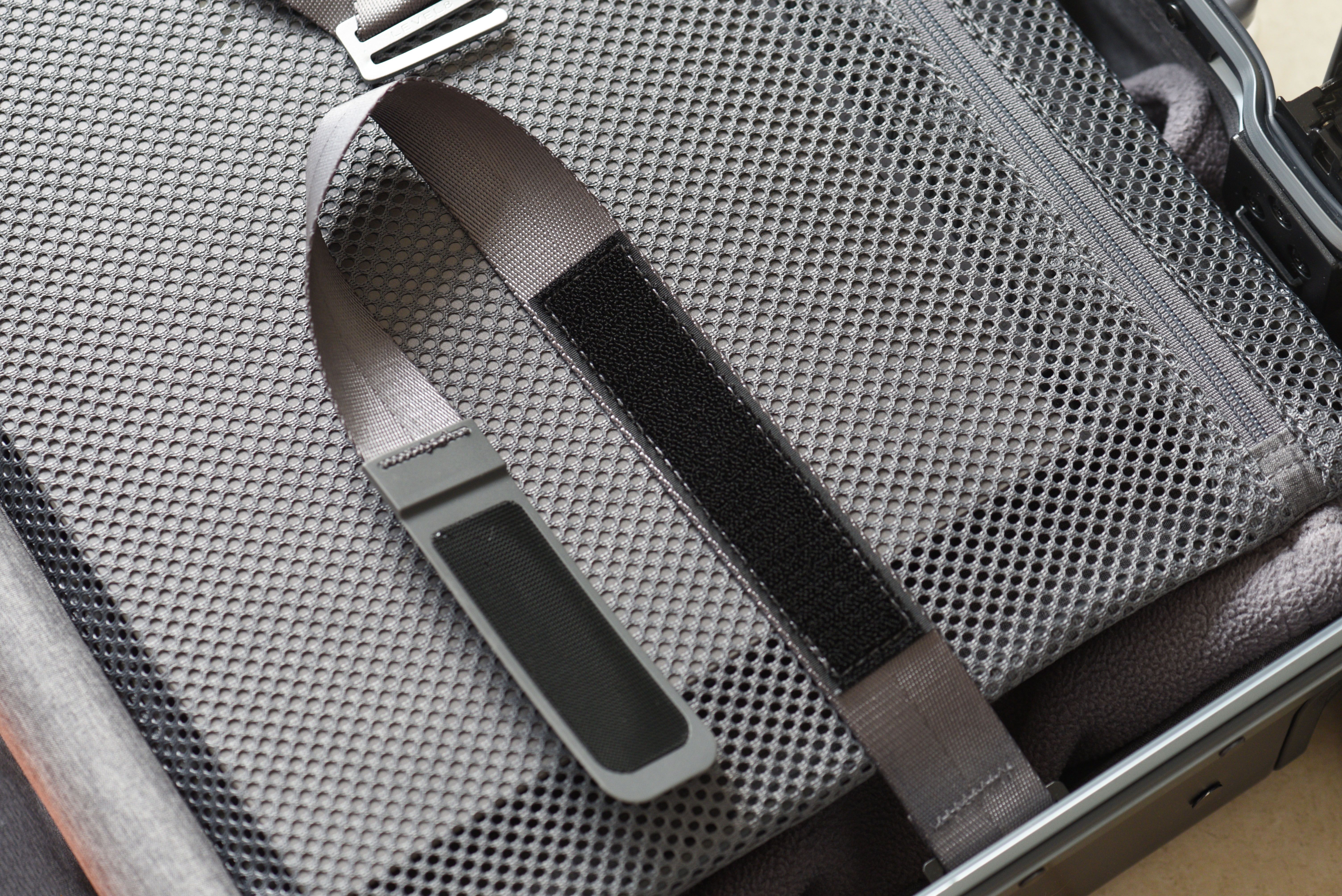 地平线8号26寸行李箱哪个颜色好,地平线8号行李箱20寸有几个款式