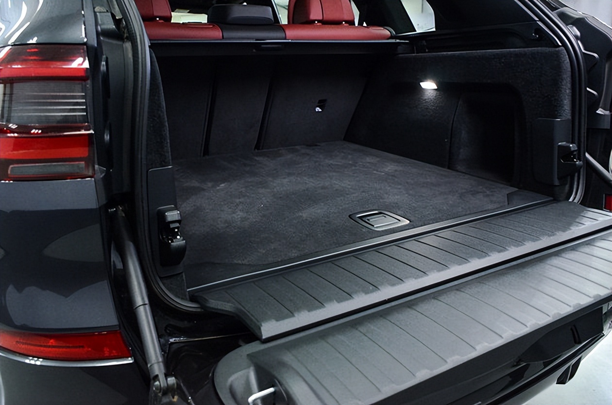 全新宝马x5长轴距版官图发布,宝马x5f15m套件