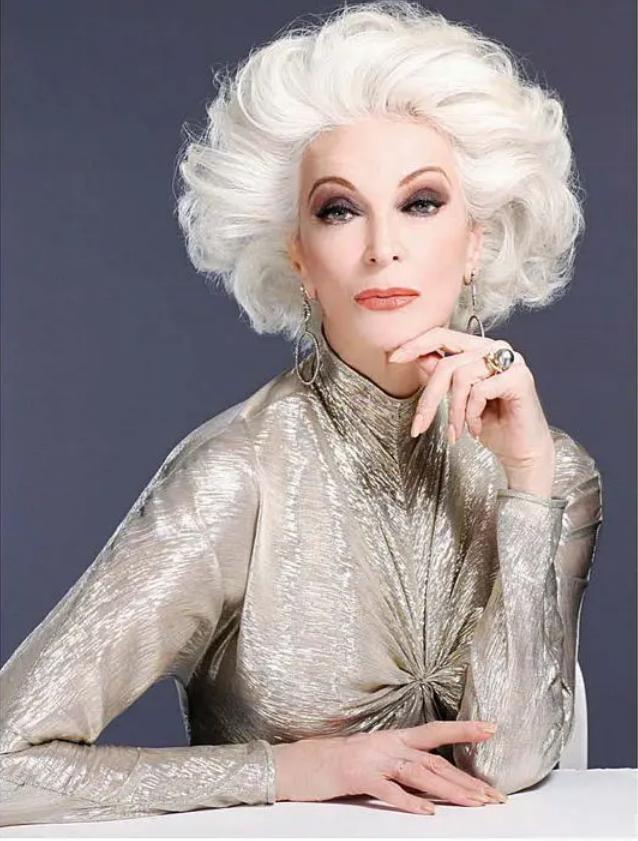 名模卡门的短发照,名模卡门年轻照片