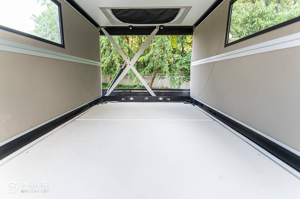 十大入门级旅行房车,卫航穿山甲房车介绍