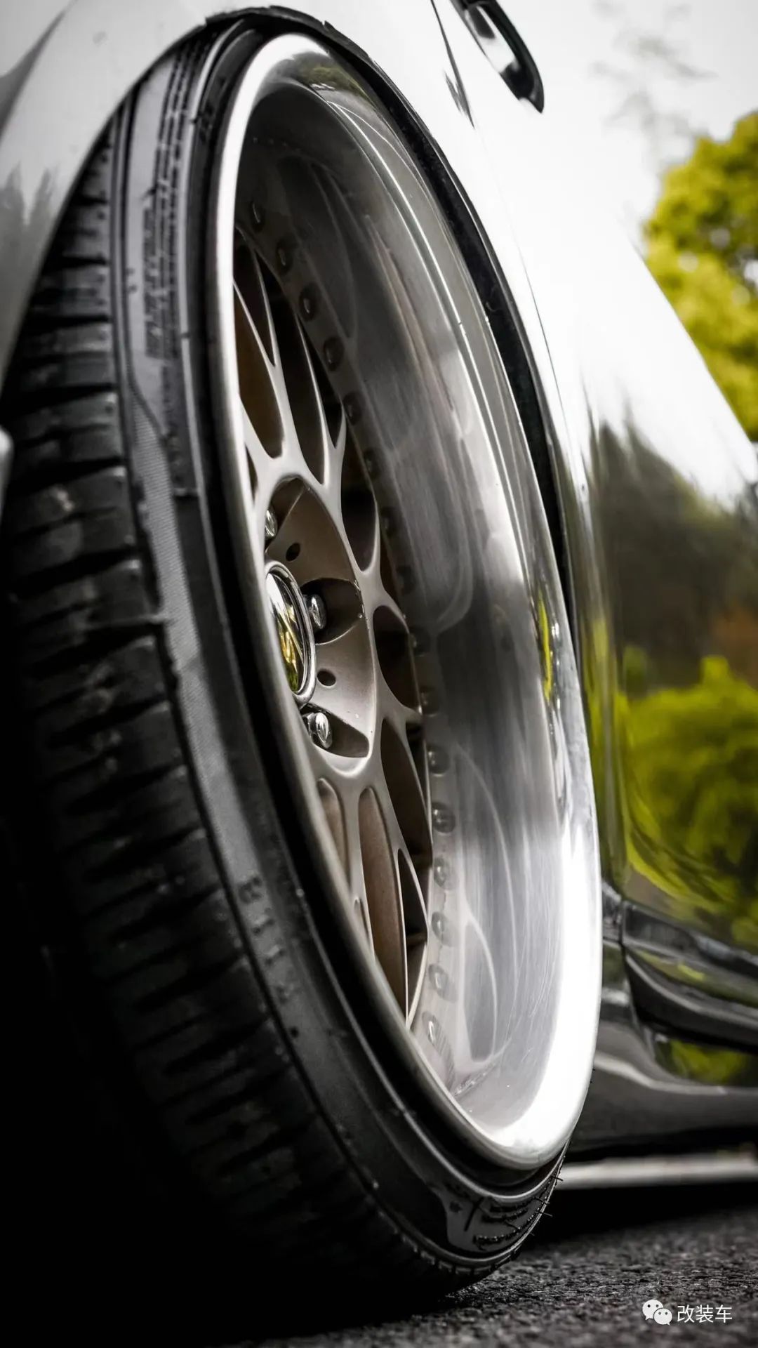 雷克萨斯gs300亮黑改装案例,本田思域适合刚毕业开吗