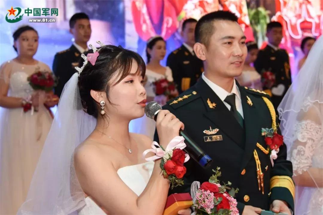 女警警服演变照片图片,最美警花警服图片