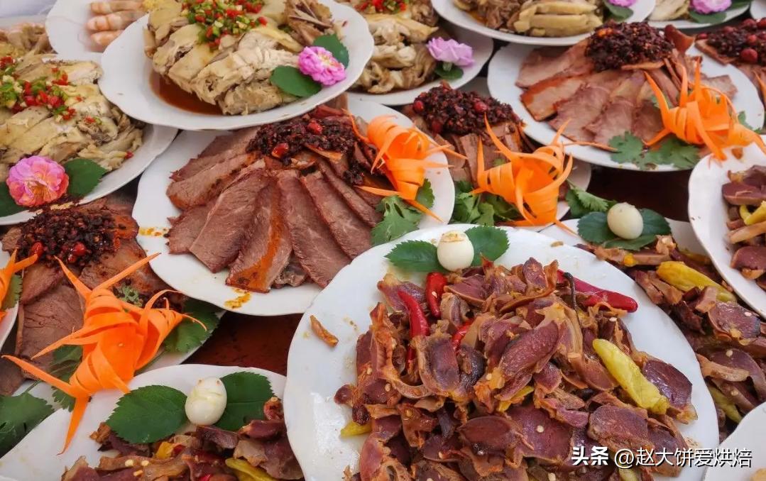 浙江一土豪去广东参加婚礼，因为随礼遭网友热议，这是咋回事？