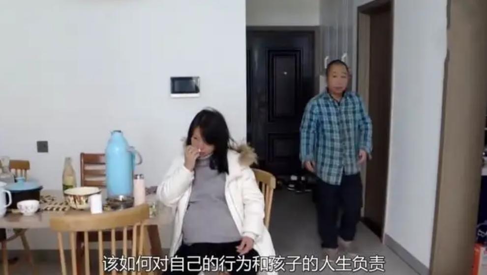 46岁女子离婚三年怀孕竟赖上前夫,46岁高龄孕妇离婚三年又怀孕