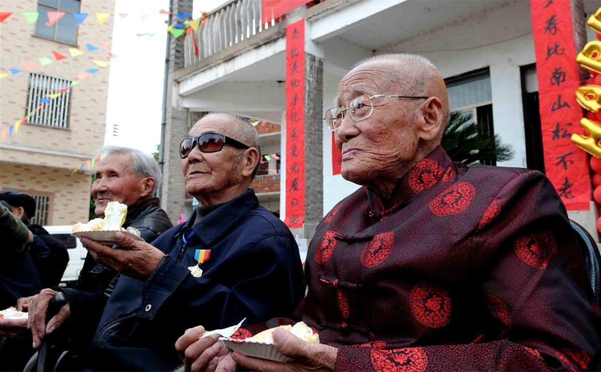 女朋友出轨男朋友霸气反击,女友出轨有理有据的劝男友