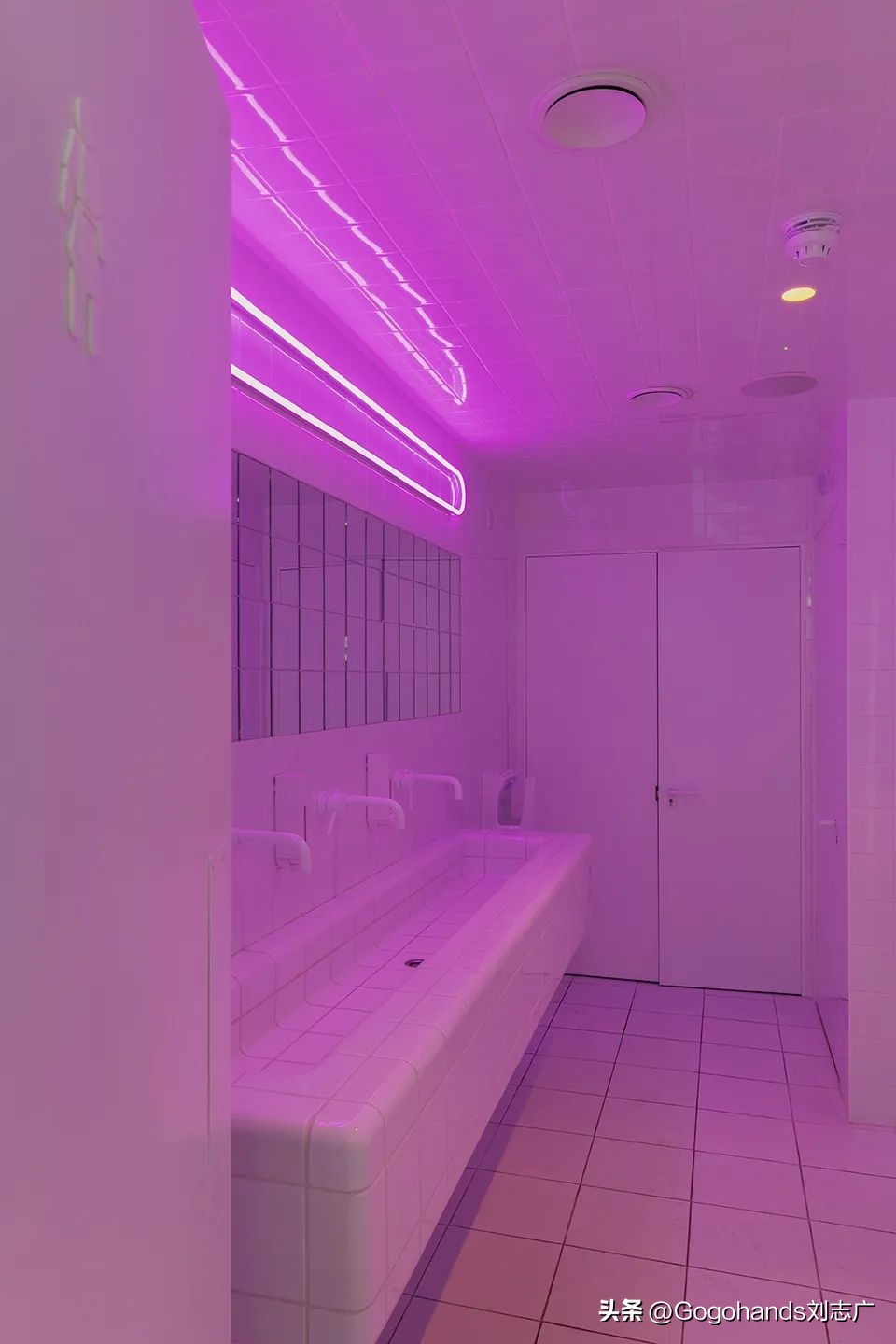 元宇宙游戏用什么玩,元宇宙游戏可以玩吗