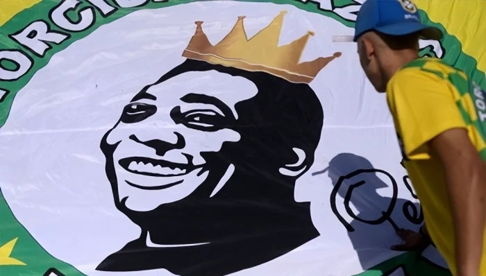 足球绿茵场巴西vs德国,球王贝利最后一场世界杯