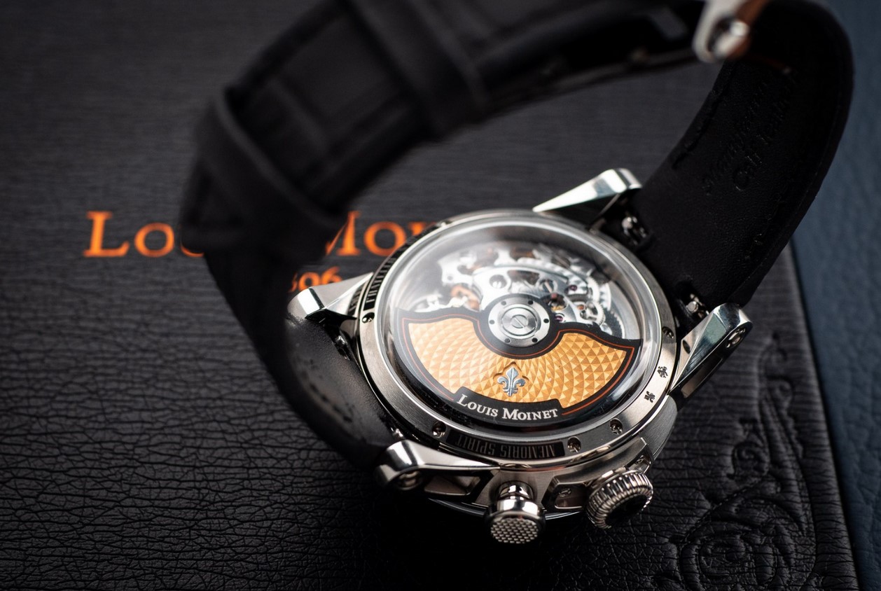 美好的一天从一个好心情开始,美好的一天从戴耳环开始