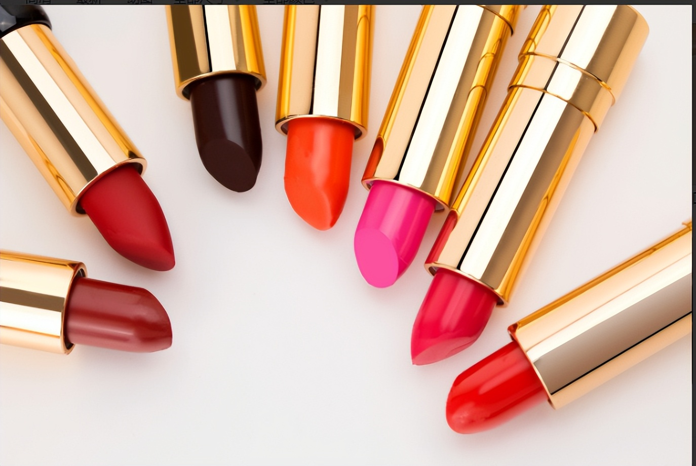 40岁以上女人千万别用的化妆品,女人过了25岁护肤品