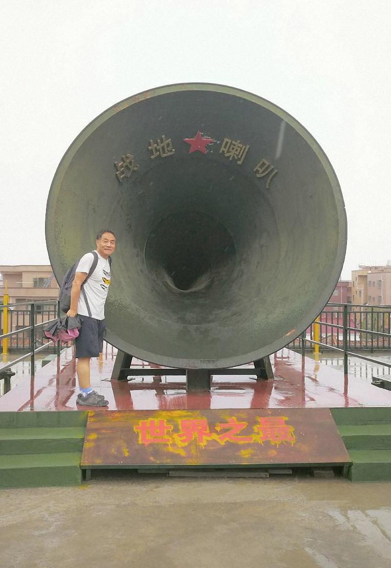 金门炮战的衍生品：100万发炮弹、6000万把菜刀和副厅局级市场