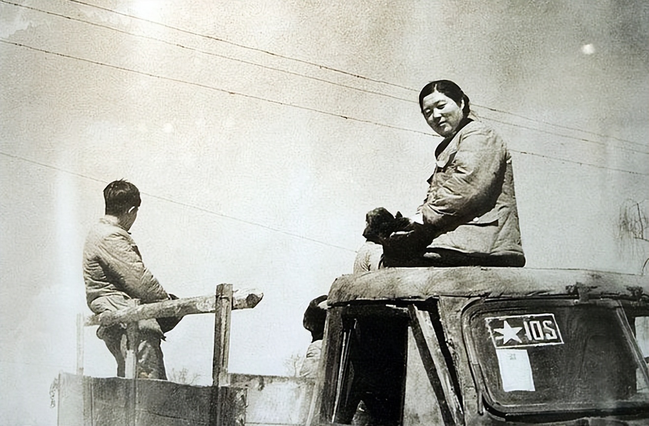 私生活混乱，与六位男子有亲密关系，萧红的悲剧不过是咎由自取