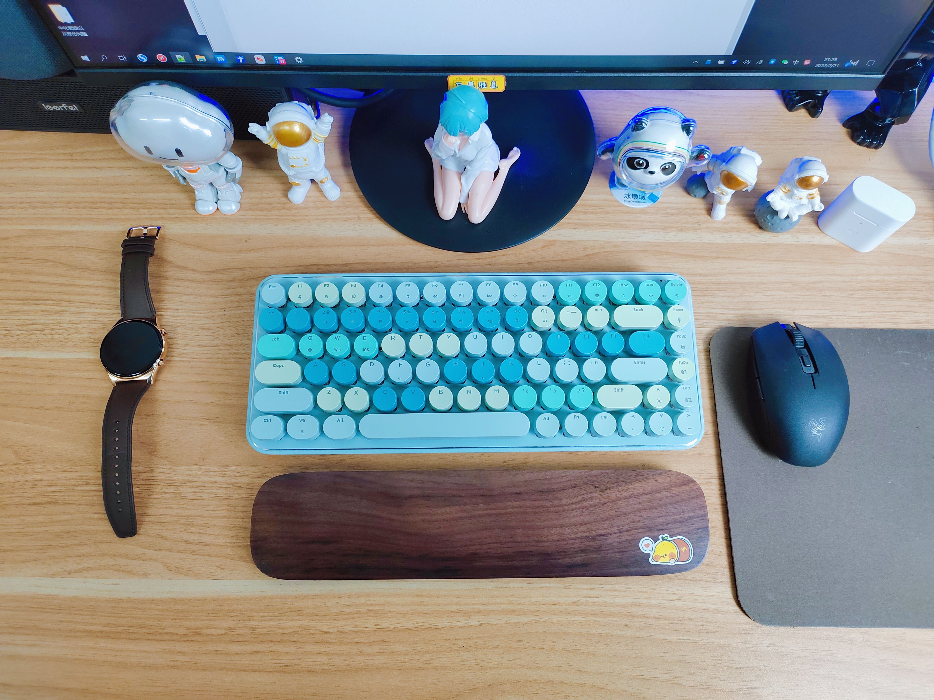 黑爵k680t键盘评测,黑爵ak992三模机械键盘上手简评