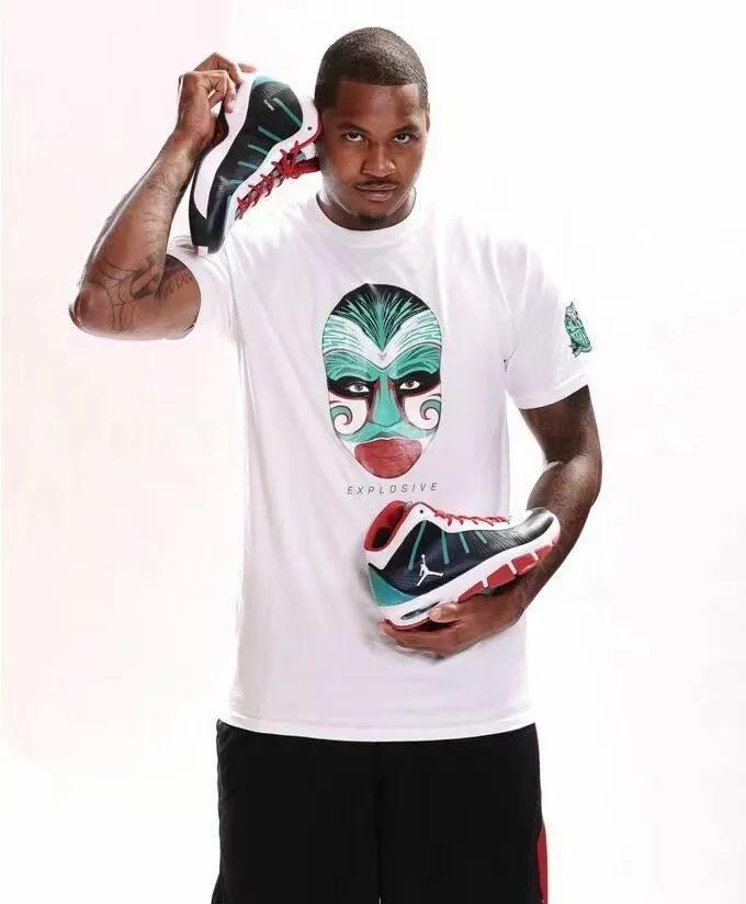 甜瓜安东尼签名鞋,安东尼生涯最高分穿的球鞋