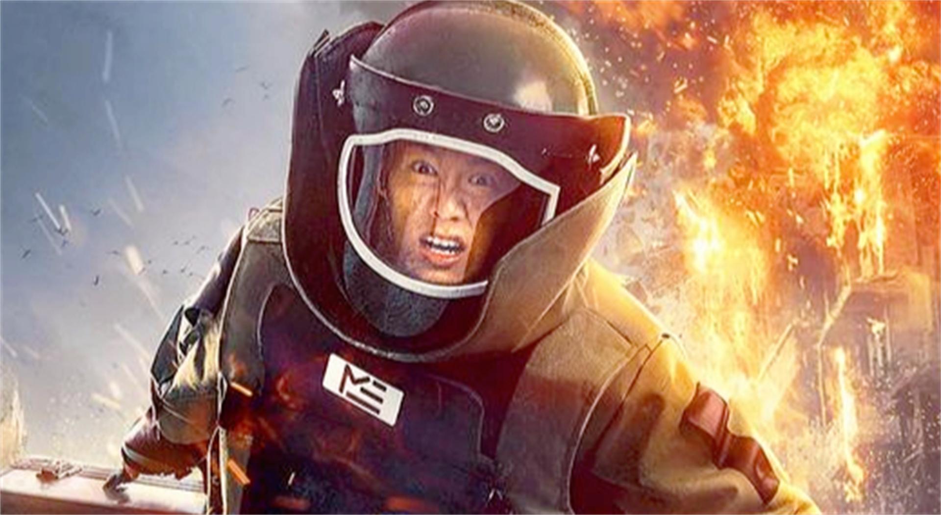 这部网大上线就热度第一,口碑却两极分化,堪称低配《拆弹专家》