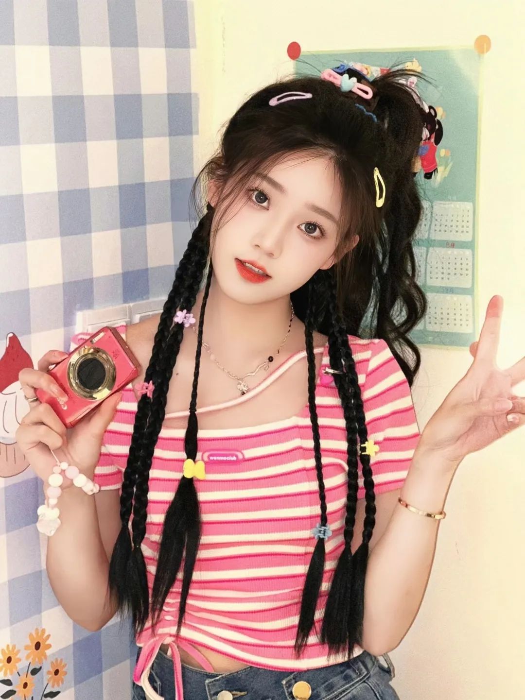 今年别再披头散发了三款减龄发型,既不显脸大又不披发的发型