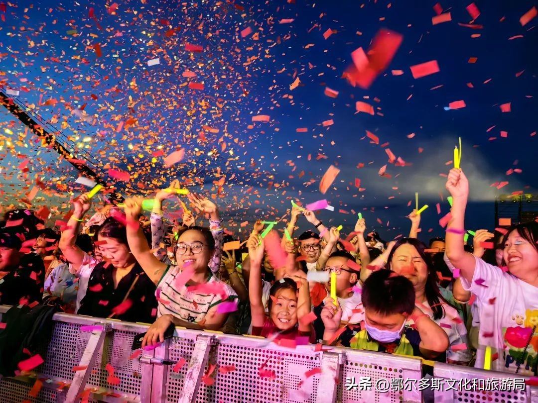 钟镇涛狂欢夜,钟镇涛来东港演出