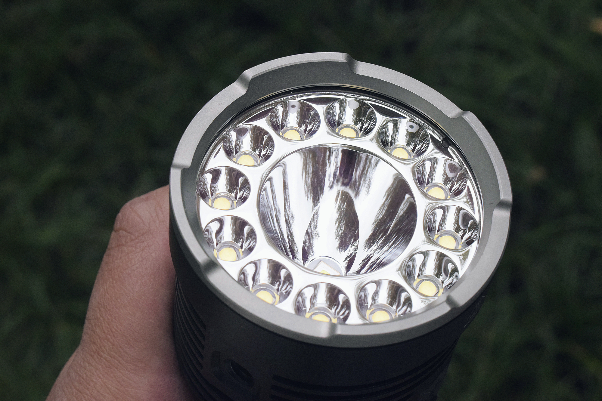 索菲恩sc33手电测评,索菲恩ts30spro专业户外手电