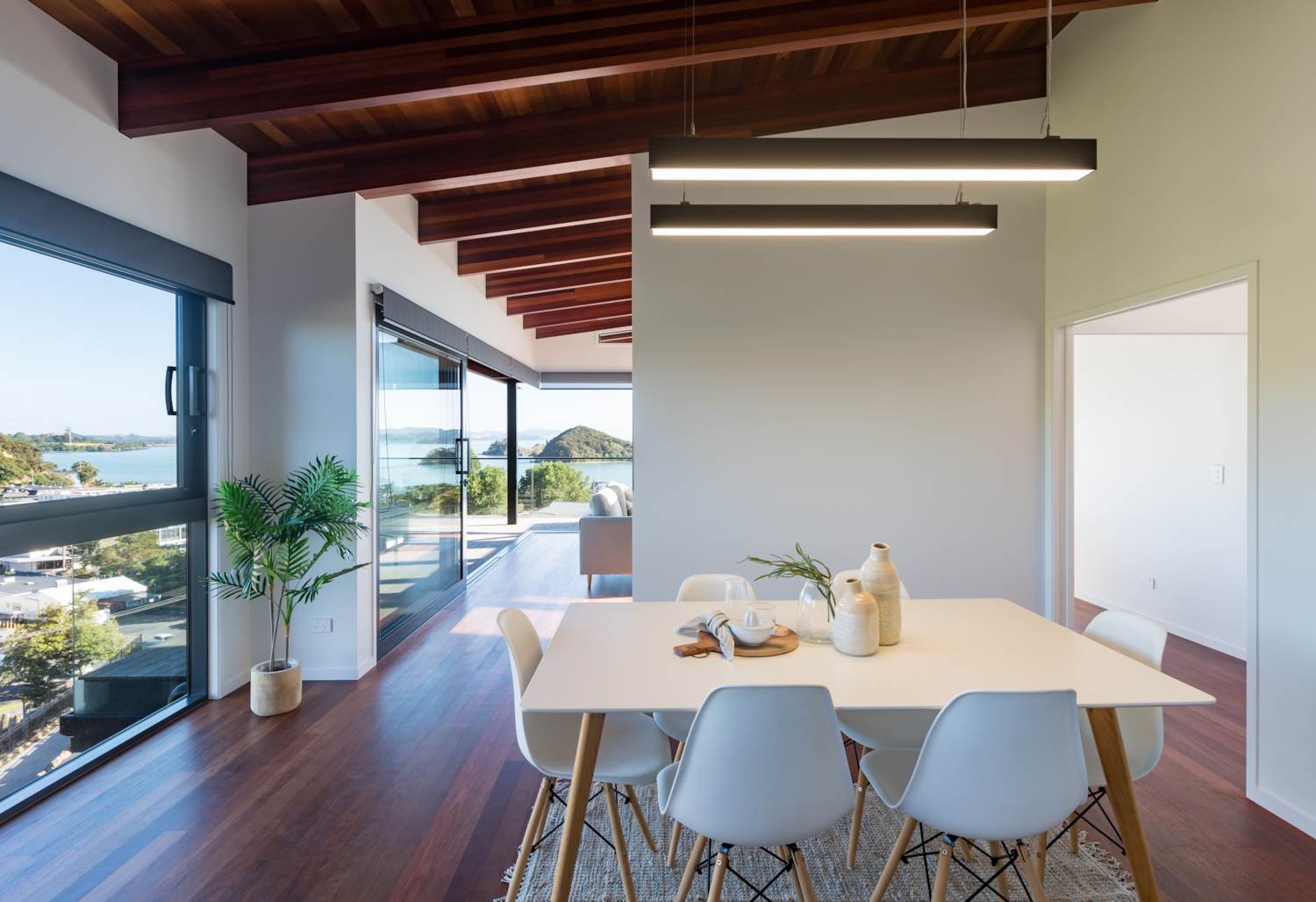 新西兰华人打工生活状况,新西兰人对中国人的印象