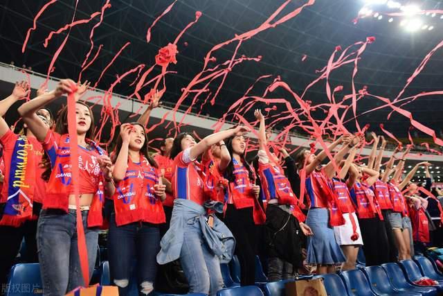 重庆山美水美人更美,重庆足球底蕴深厚