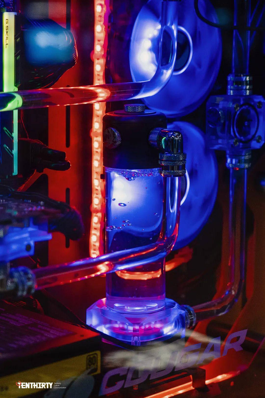 现在还有人去电脑城吗,到广埠屯买电脑再去光谷找工作