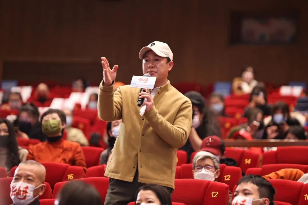 张颂文胡歌一起上台颁什么奖,胡歌和张颂文同台张颂文发言