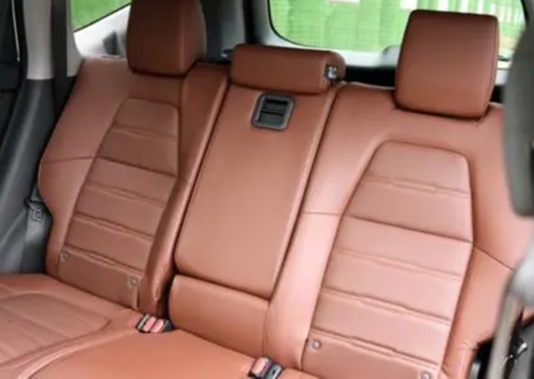 汽车真皮有必要装座套吗,加装真皮座椅和真皮座椅套的区别