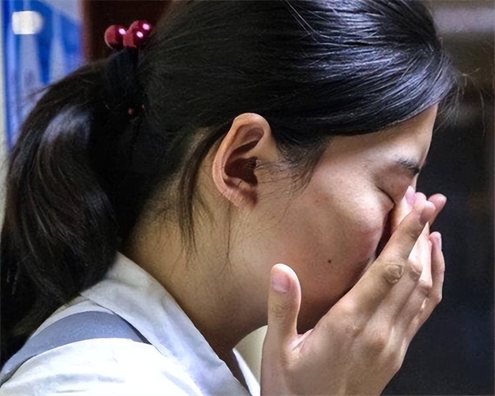 ​女性3个地方痒，或不是过敏，可能是HPV来“敲门”，别不当回事