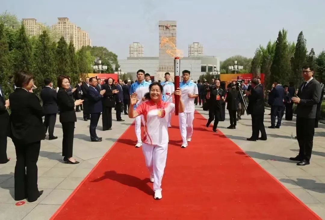 辽宁第十三届运动会火炬传递,辽宁省第十四届运动会火炬什么样