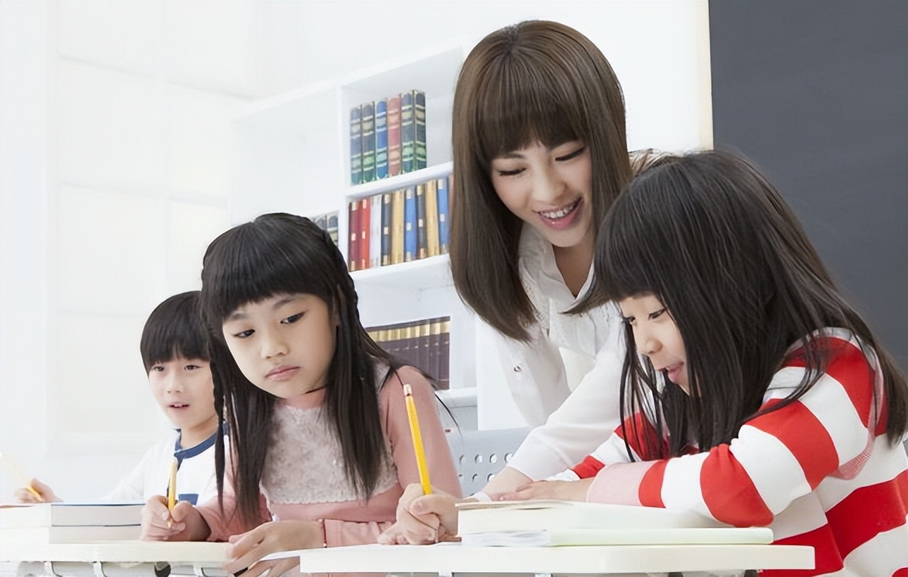 英语基础太差语法该怎么练,英语基础太薄弱怎么补救