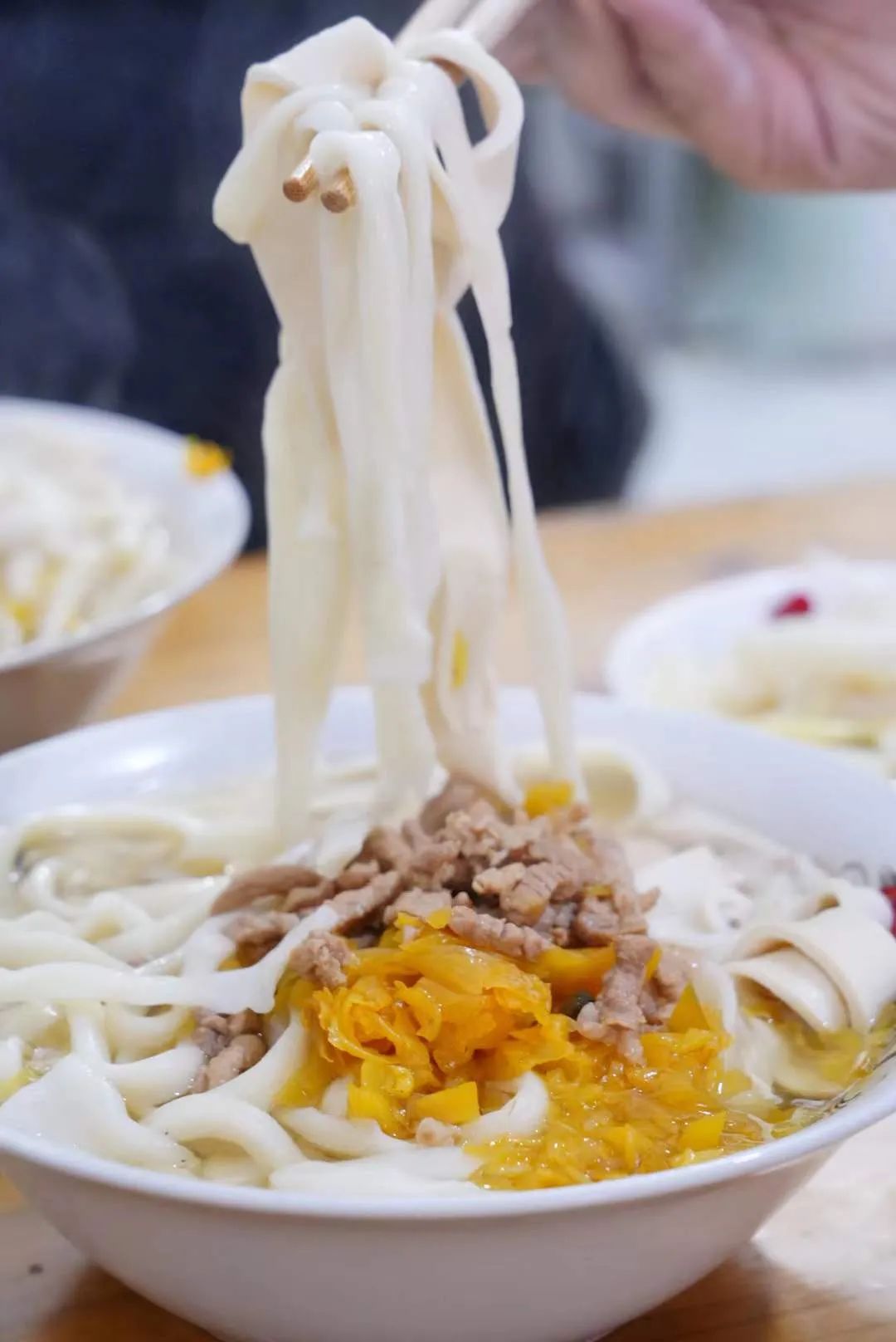 这座被赚钱耽误的浙江小县城，藏着无数吃货惦记的世界美食