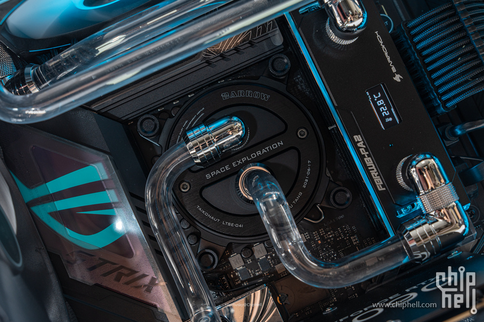 rog创世神装机视频,rog创世神细节