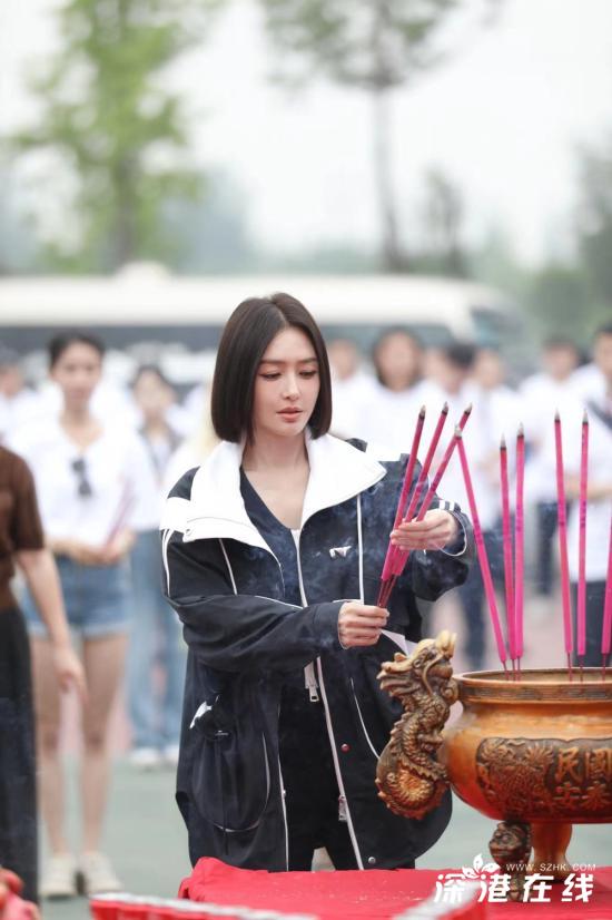 钟汉良秦岚新剧亦舞之城,秦岚新戏杀青