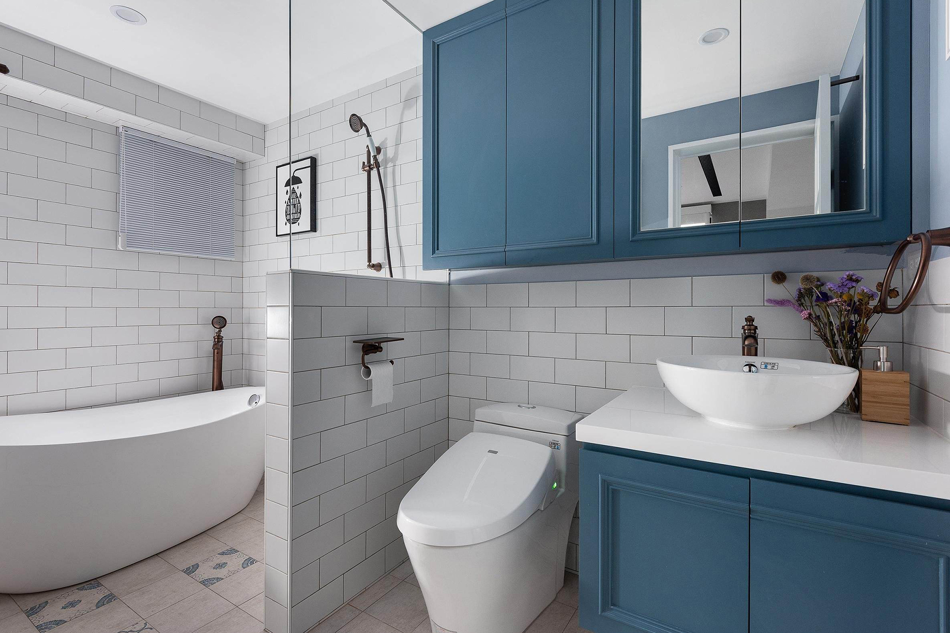 浴室柜台面岩板和陶瓷哪个比较好,大理石瓷砖岩板哪个适合卫生间