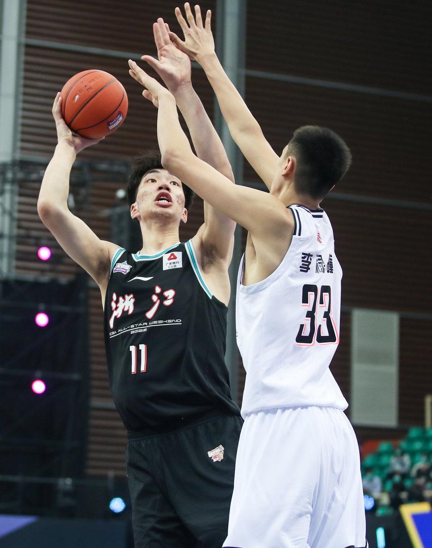 乔尔杰维奇观看赵睿,乔尔杰维奇观战郭艾伦