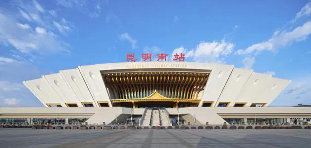 昆明有人文，但似乎不太相信工作