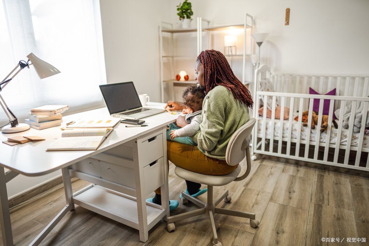 婴儿上火的预兆,婴儿奶粉上火怎么处理