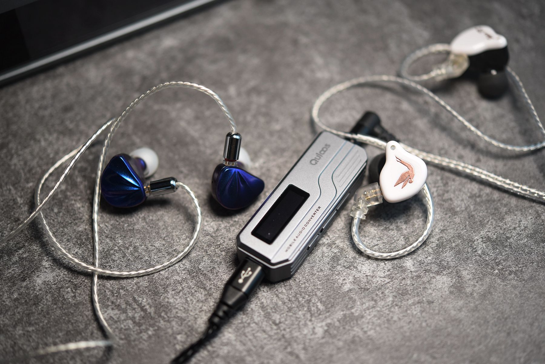 和苹果耳机媲美的百元耳机,哪款耳机可以和苹果耳机媲美