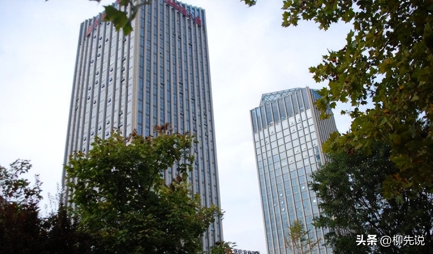 烧烤只是副业！山东淄博企业排名公布，当地真龙头年收入超800亿