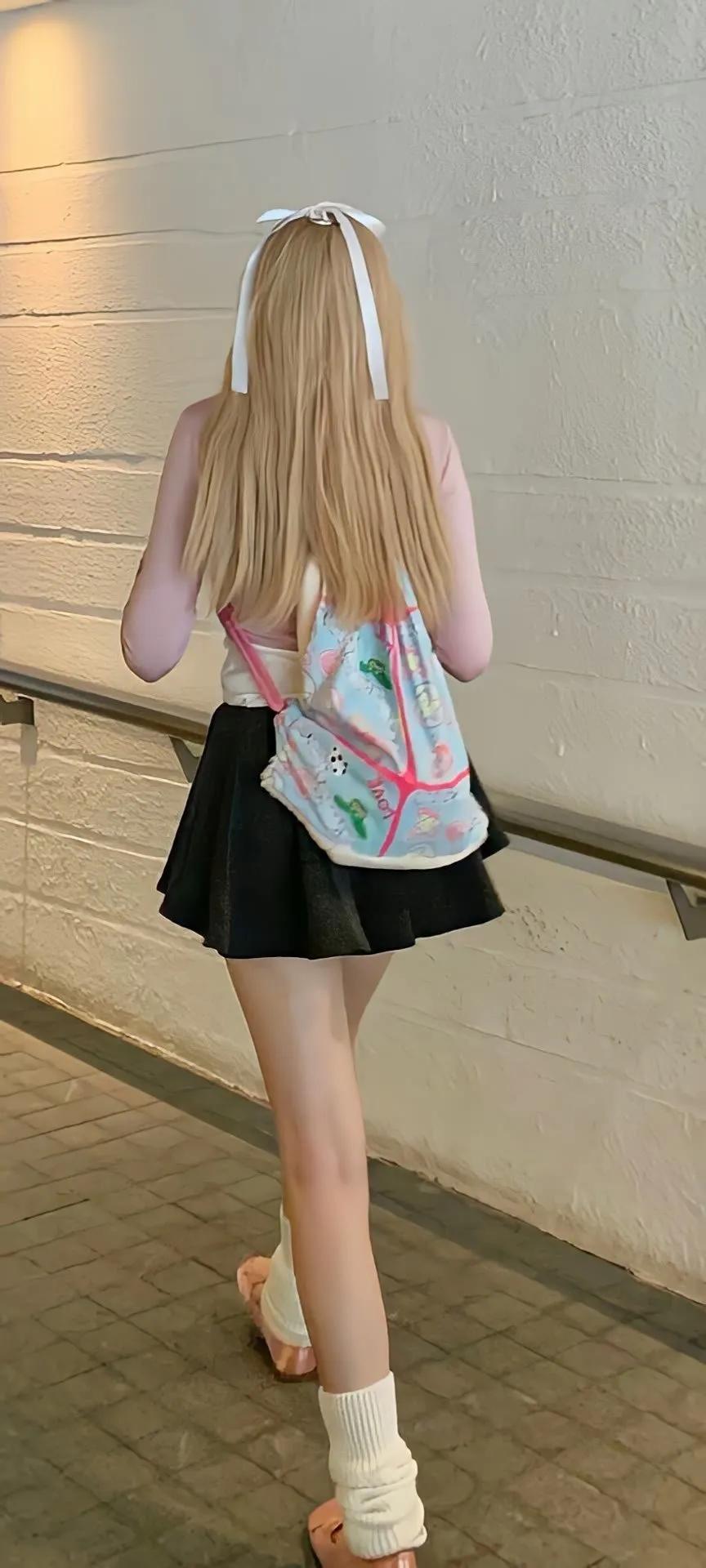 艾弗森背影壁纸高清大图,情侣壁纸ins高级质感海边背影