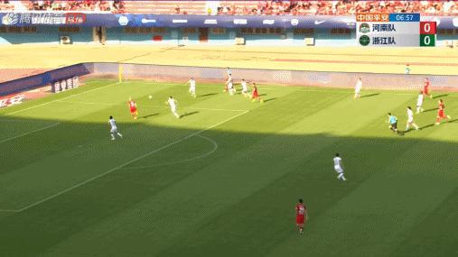 鲁能泰山上港陈蒲进球,陈蒲补时凌空斩破门