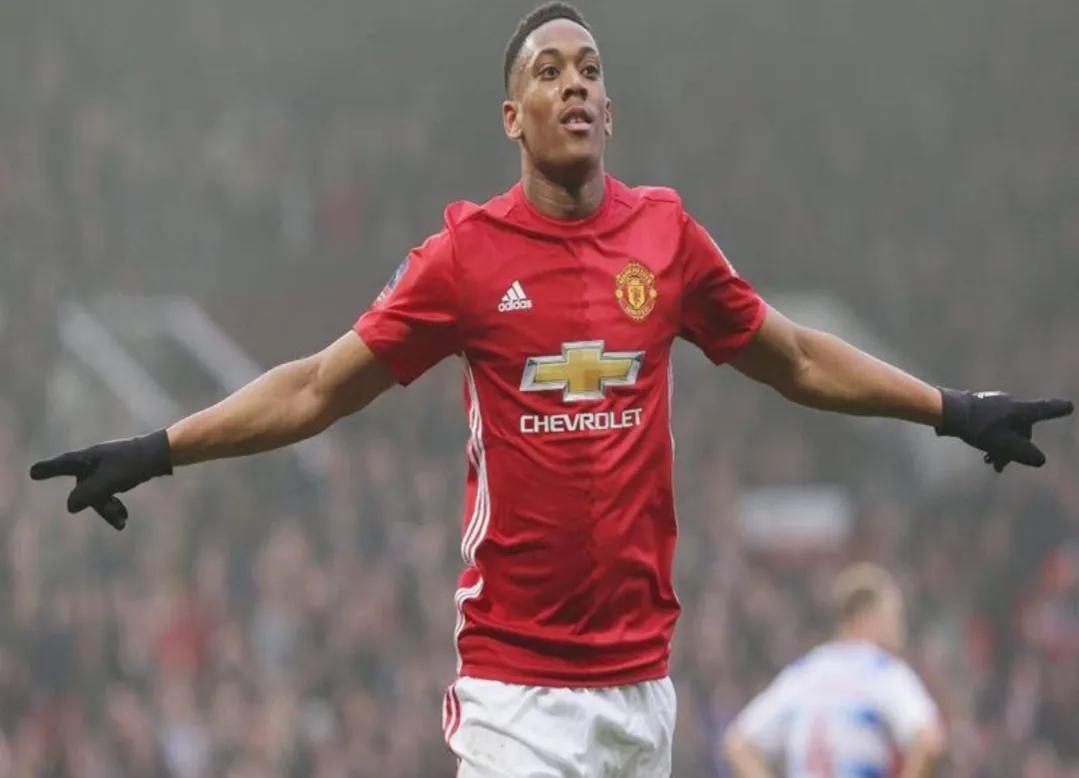 马夏尔已成曼联全村的希望,马夏尔独中两元曼联轻取纽卡