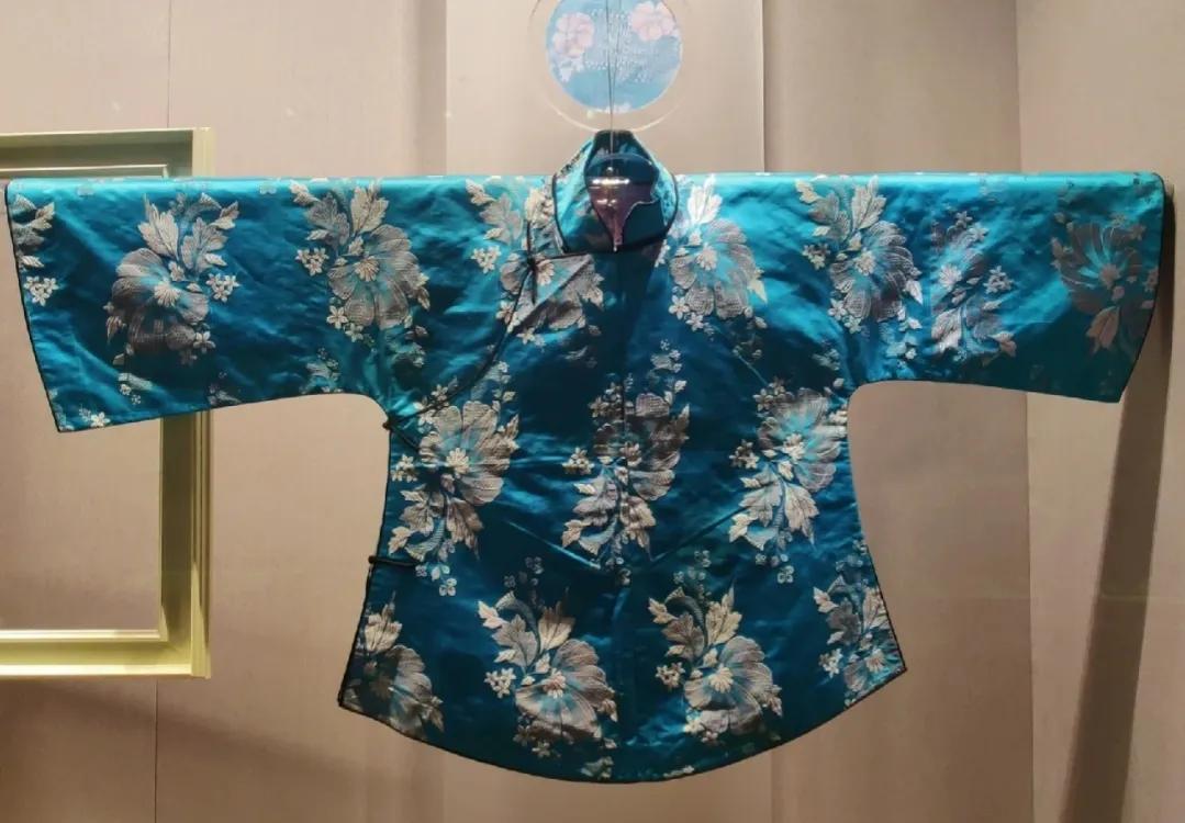 中国丝绸博物馆和中国之江博物馆,博物馆中国的服装