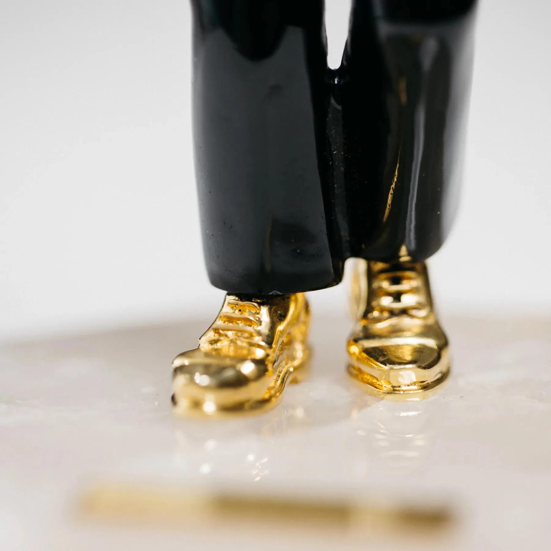 2017年投资者狼打火机都彭高定宝石雕刻擦出不一样的火花与众不同