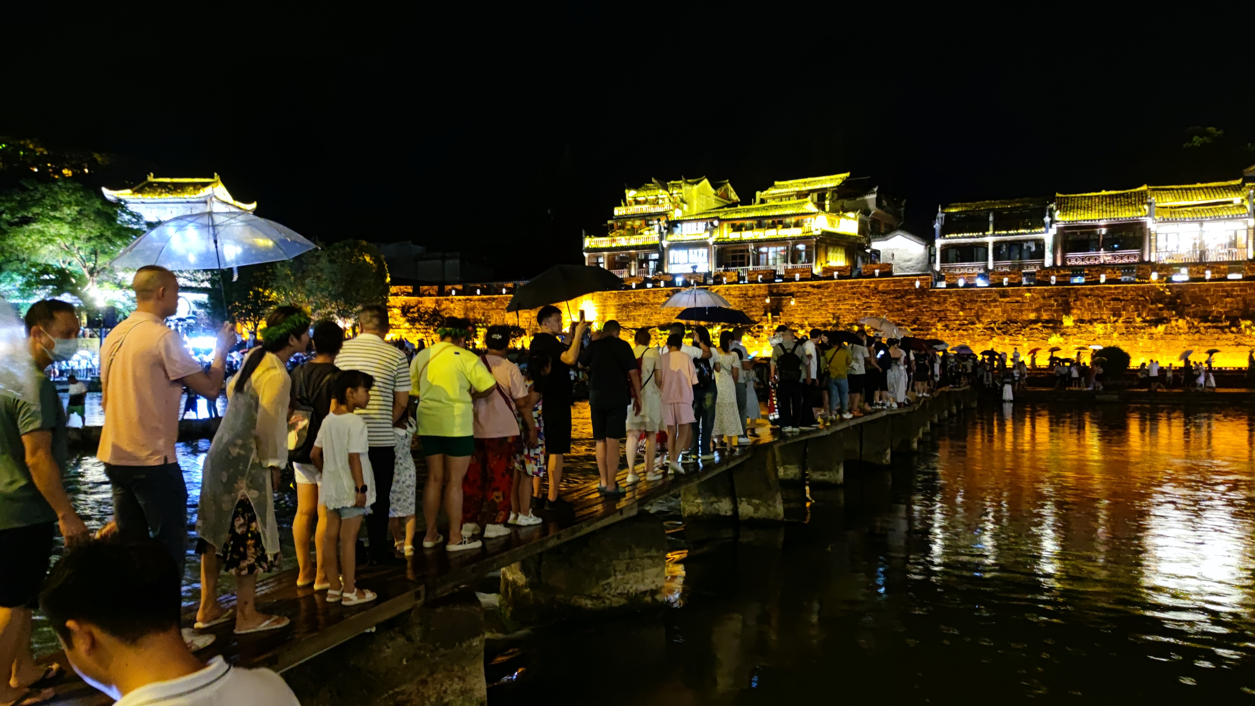 商业化不可持续,商业化少了文化氛围