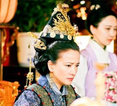 鍗佷節骞村墠浠栨姏寮冧簡浜茬敓濂冲効,鍗佷節骞村墠濂规姏寮冨弻鑳炶儙