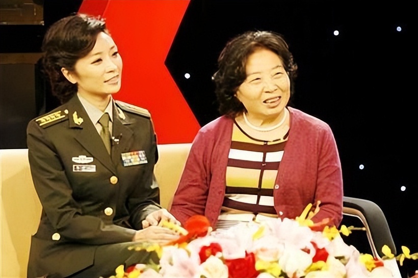 李丹阳她妈妈的葬礼全过程视频,歌唱家李丹阳父亲多少岁去世